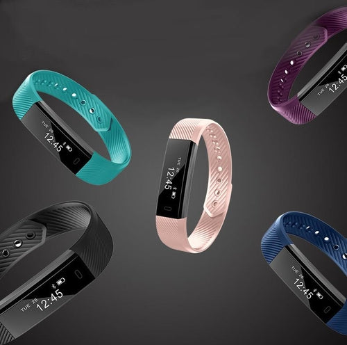 SmartFit Slim Smartwatch – Health, Alerts, & Style in One (Free Band Included!)